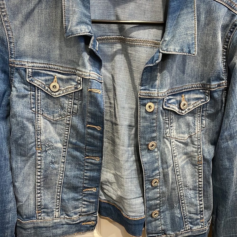 Jean jacket - Picture 2 of 4